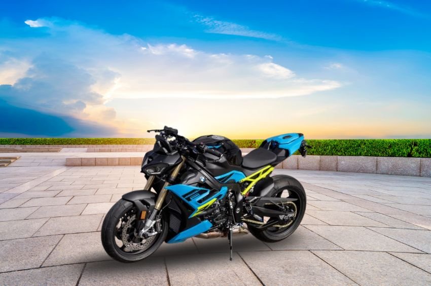 BMW S 1000 R launched in india